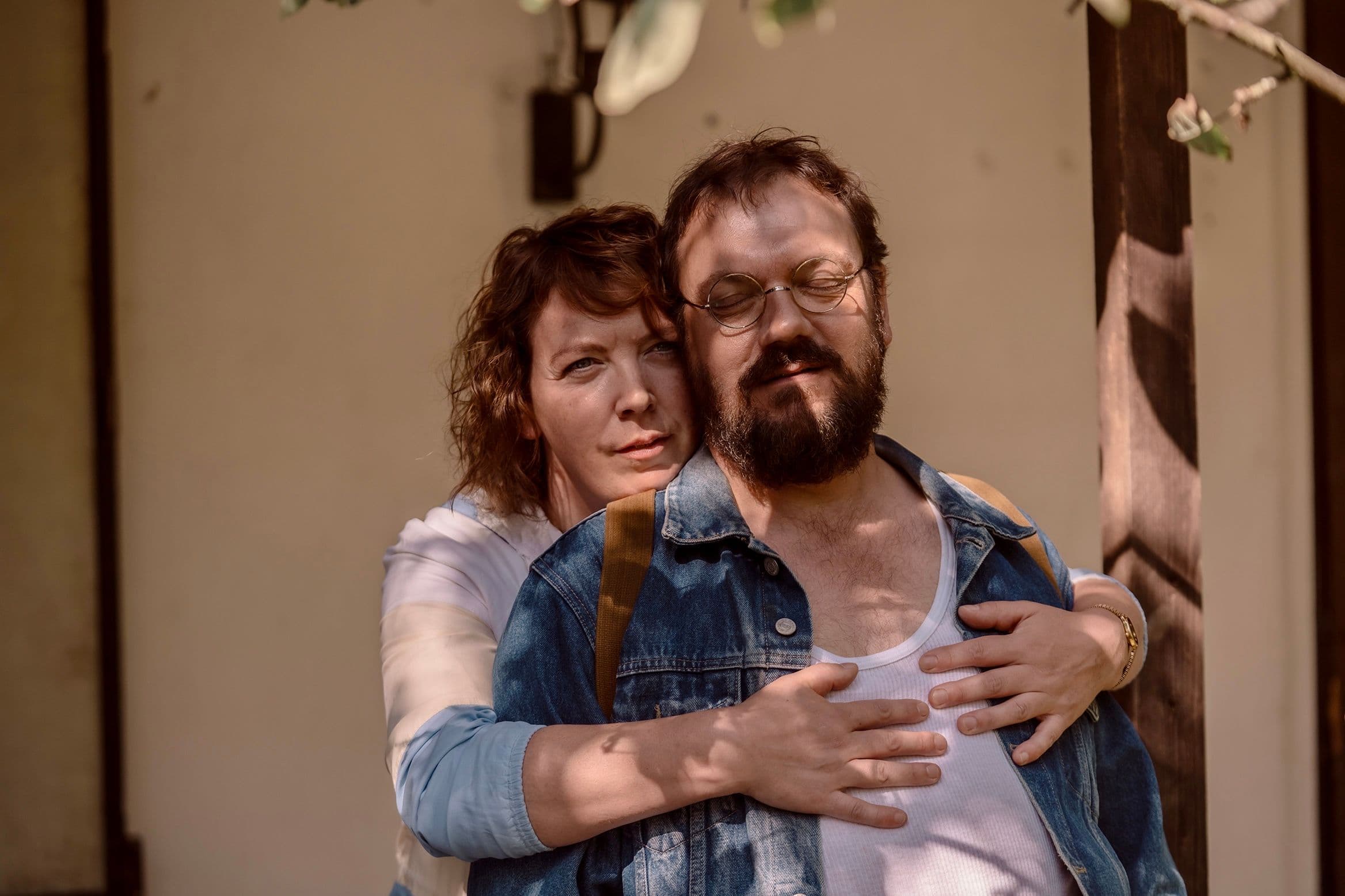Lina Beckmann und Charly Hübner