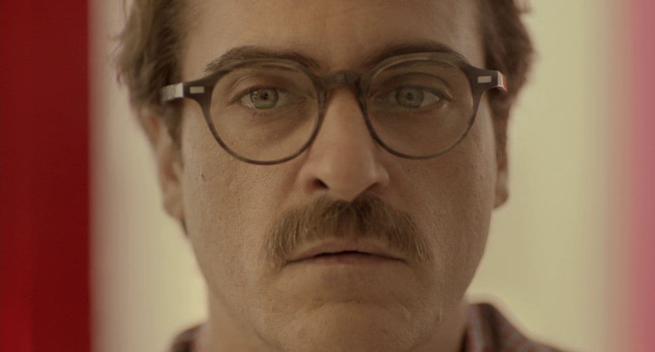 Joaquin Phoenix in Her