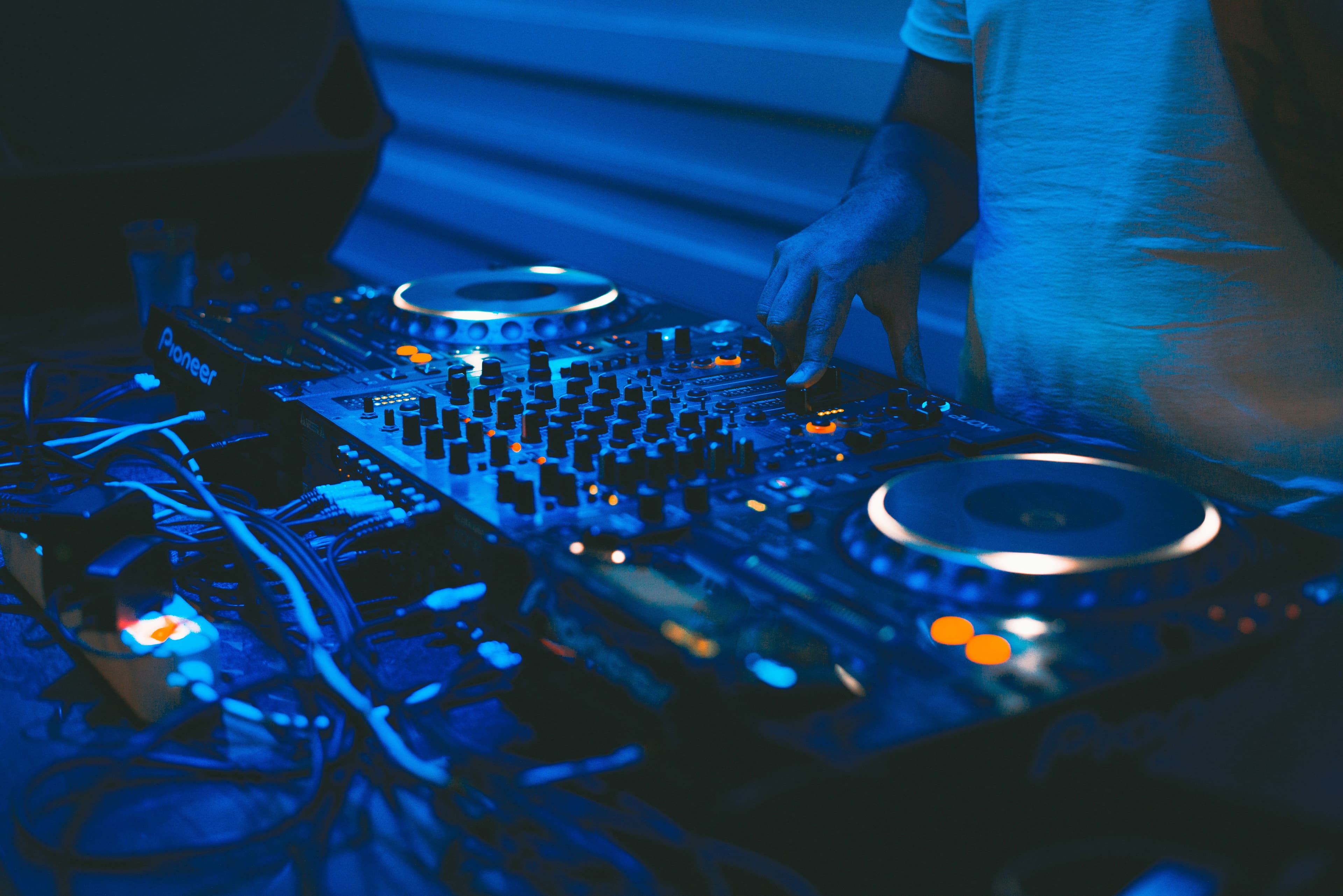 DJ Pult