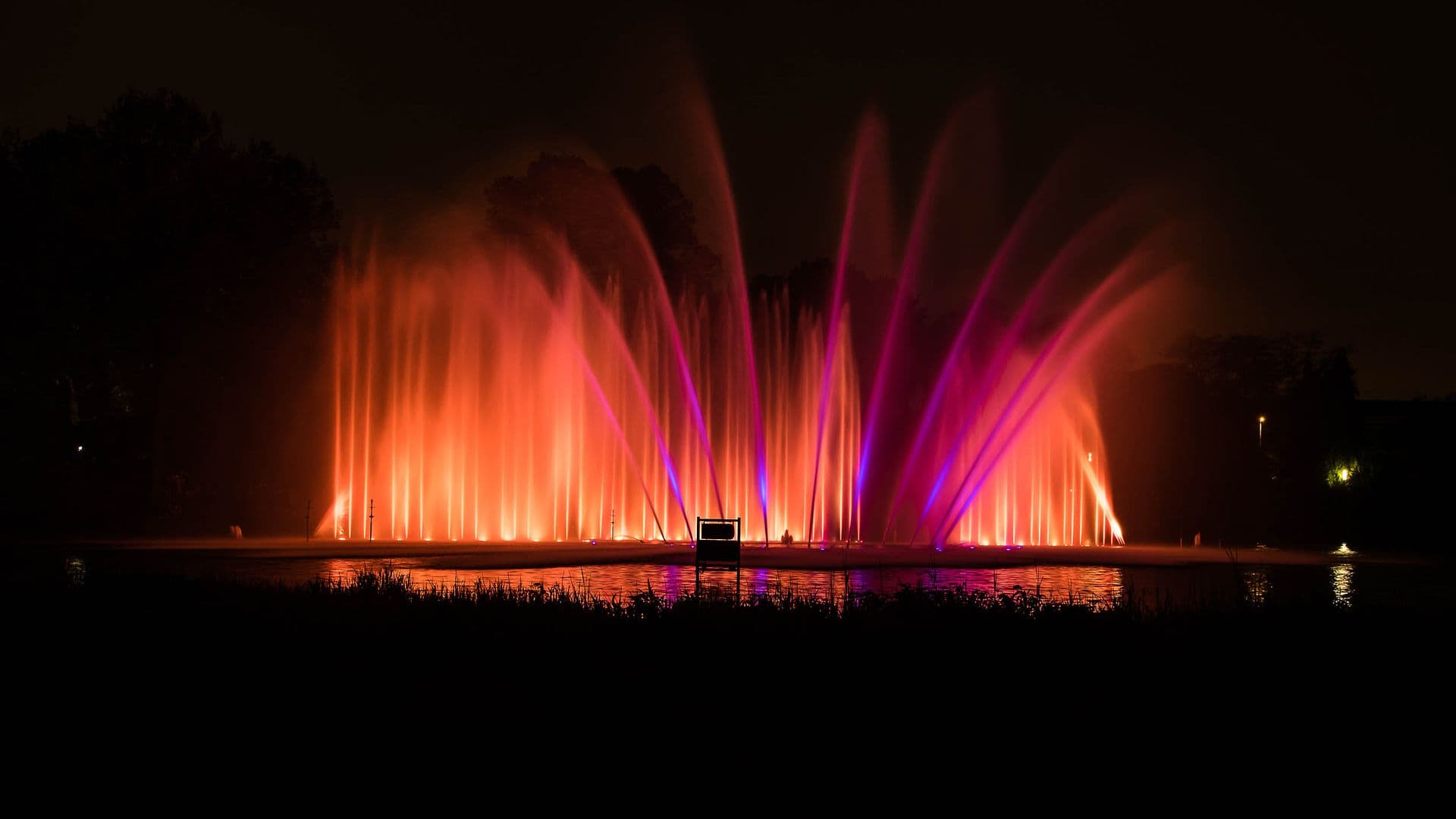 Bunte Wasserlichtspiele