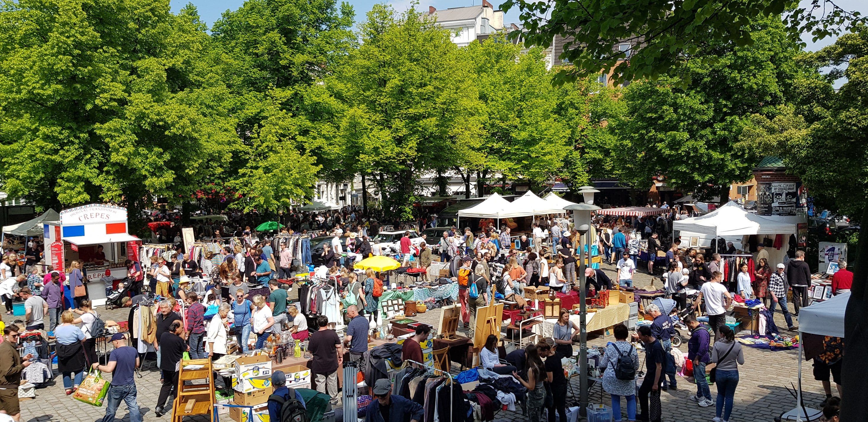 Flohmarkt Großneumarkt von oben
