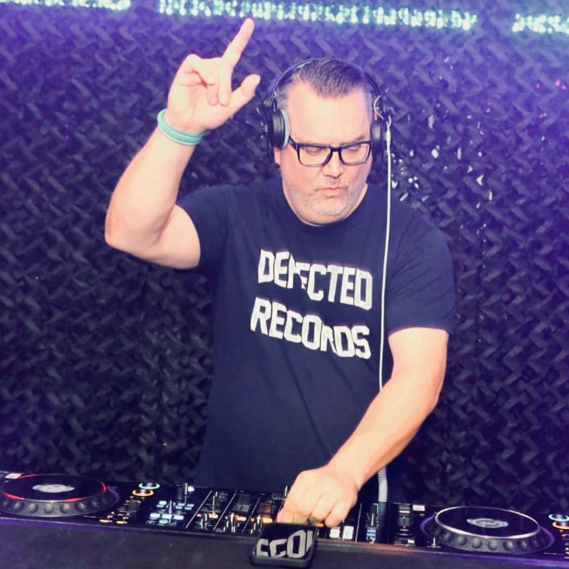 DJ Fantastic Gru