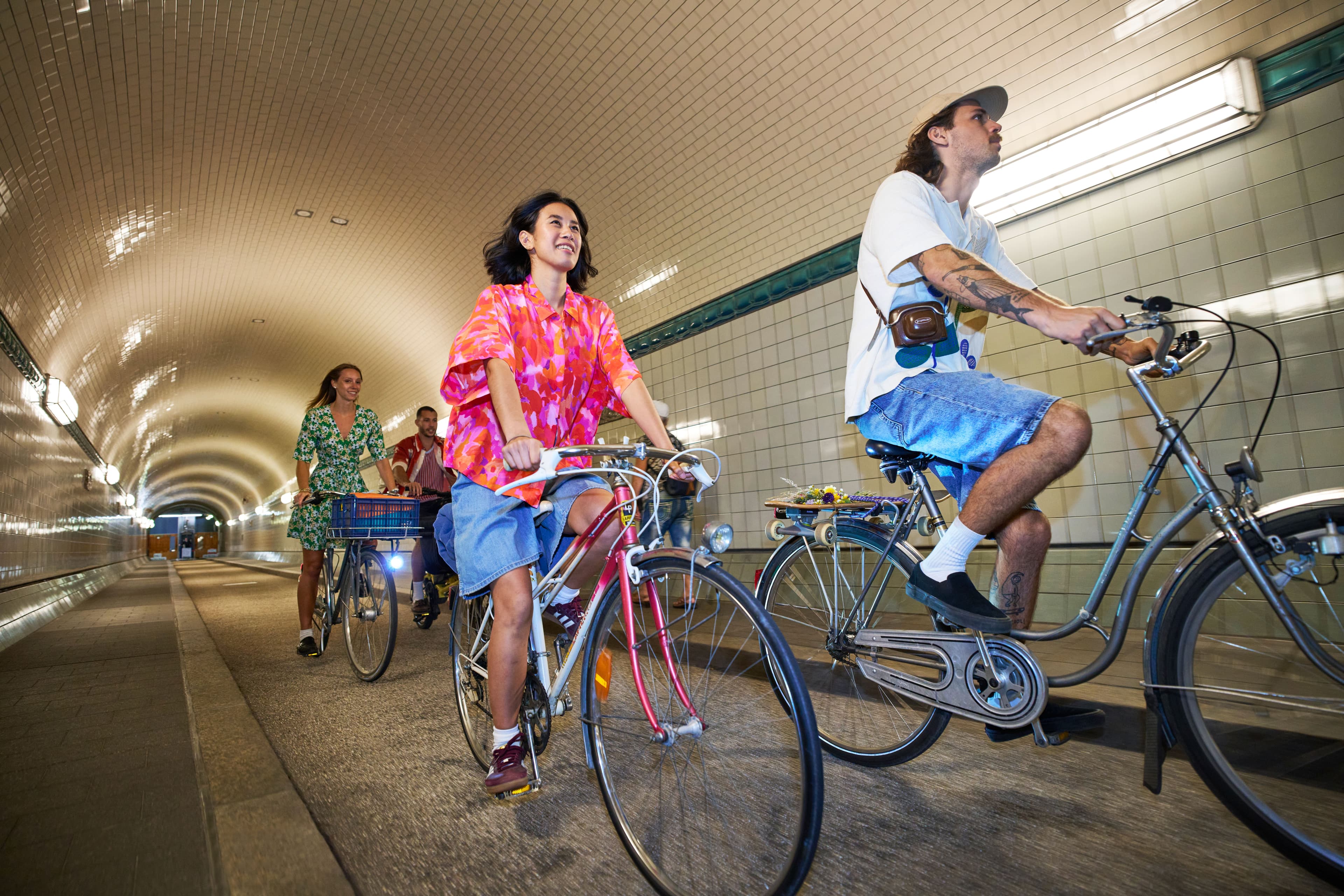 Fahrradtour durch den Alten Elbtunnel